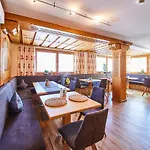 Fuchs Und Gretl Alojamento de Acomodação e Pequeno-almoço Saalbach-Hinterglemm