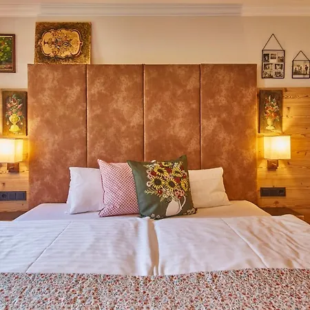 Fuchs Und Gretl 住宿加早餐酒店 3*