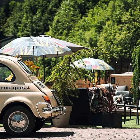 Fuchs Und Gretl Bed & Breakfast 3*