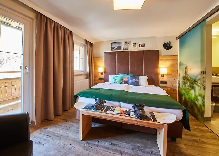 Fuchs Und Gretl ザールバッハ・ヒンターグレム